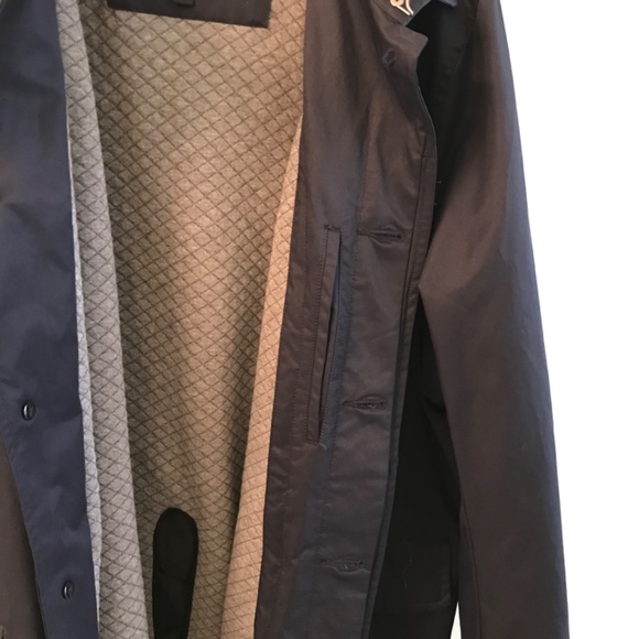 Banana Republic trench w/ removable lining - Picture 3 of 8